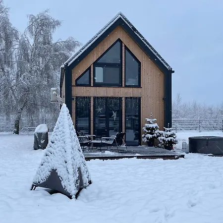 Mazurska Stodoła Na Półwyspie Pilchowskim Сasa de vacaciones